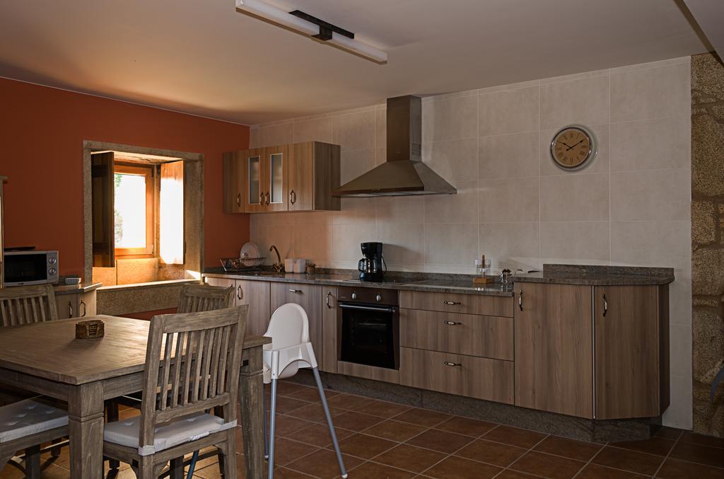 Casa Do Ghabino Guest House Santa Comba Стая снимка